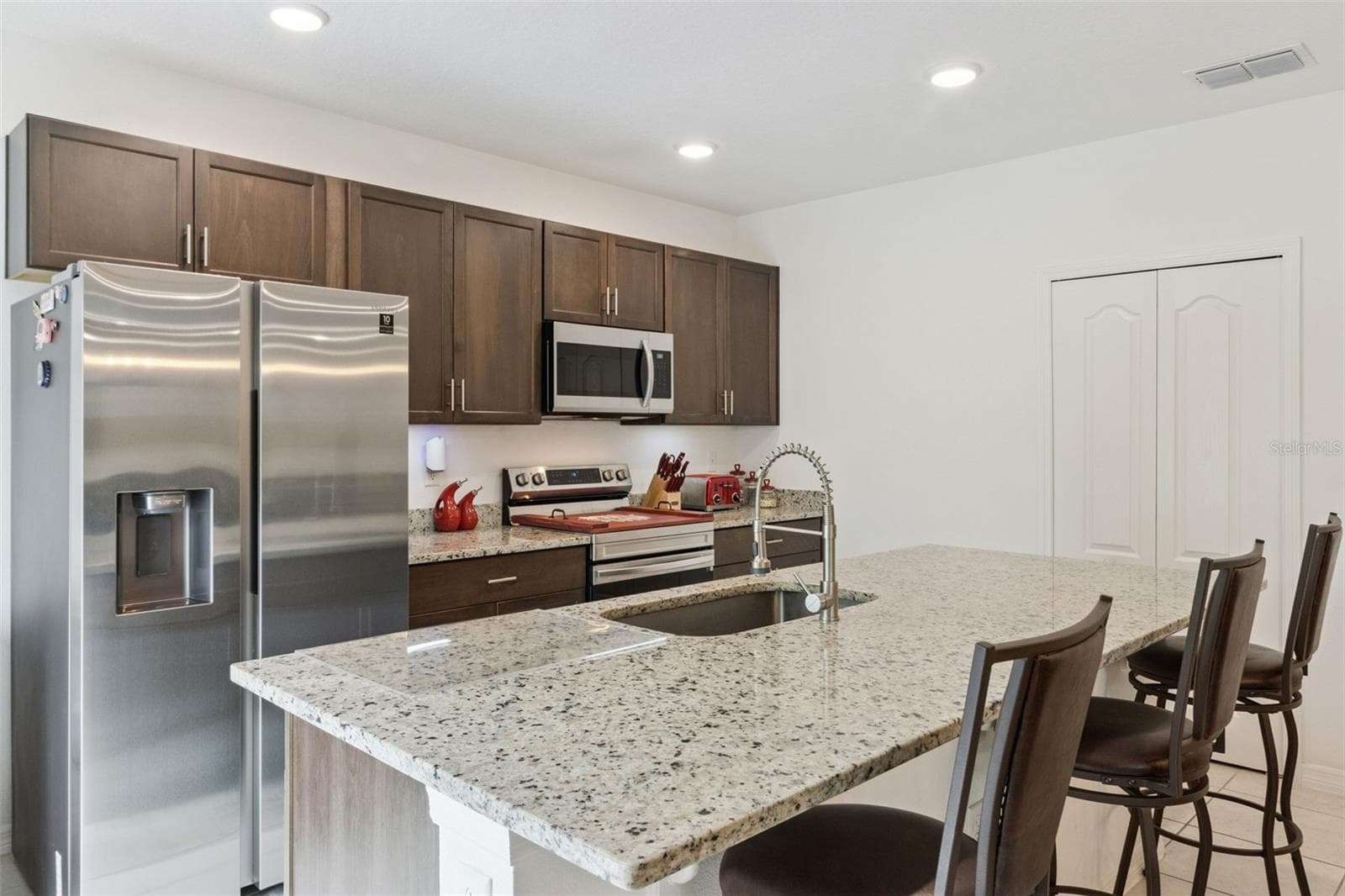 Single Family Residence at 1287 N PLATTE CT, POINCIANA, photo 7 of 23