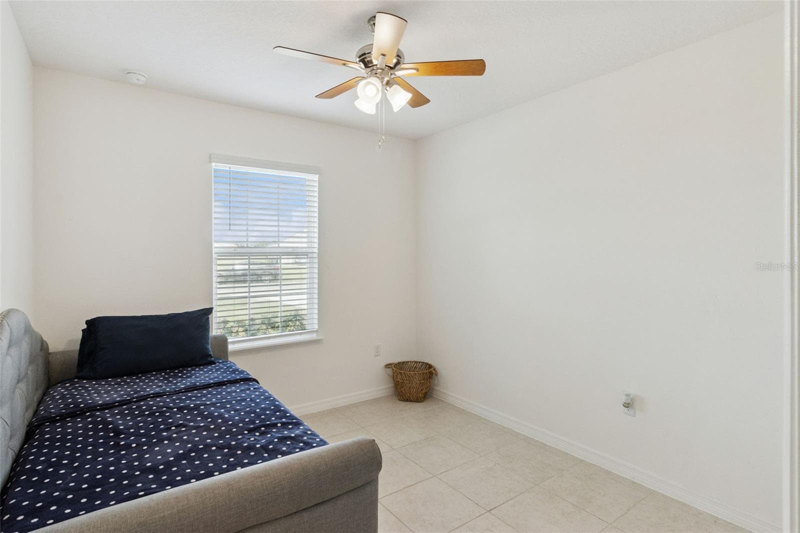 Single Family Residence at 1287 N PLATTE CT, POINCIANA, photo 16 of 23