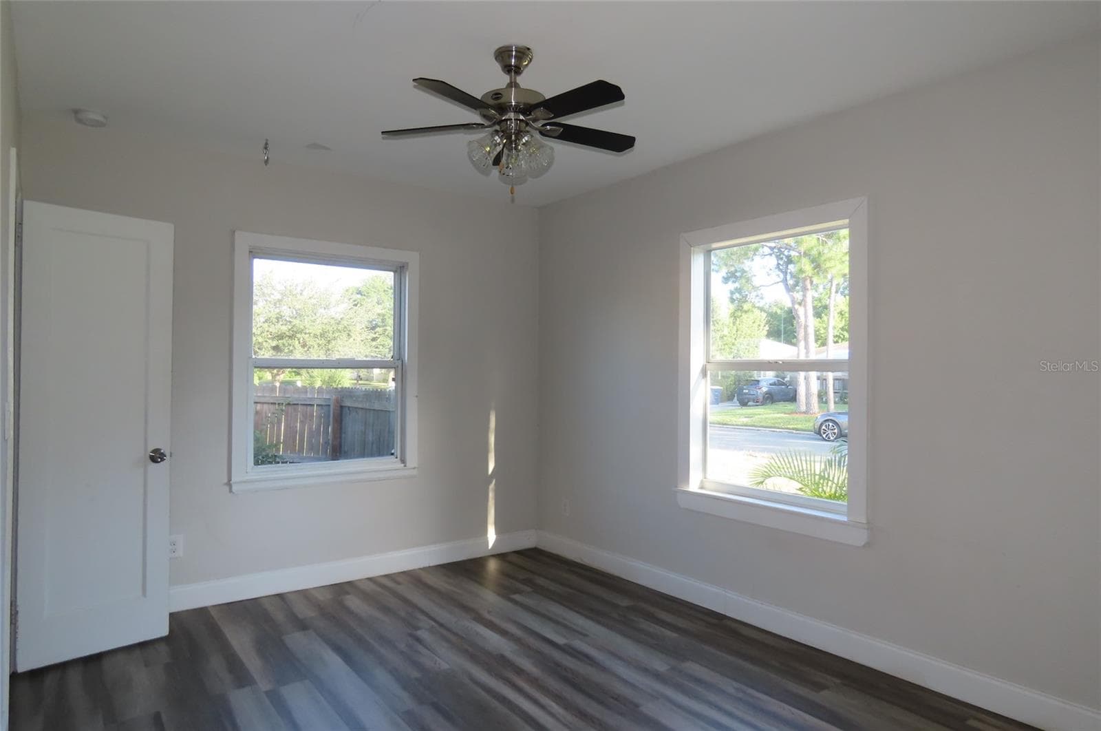 Single Family Residence at 101 N GLENWOOD AVE, CLEARWATER, photo 6 of 21