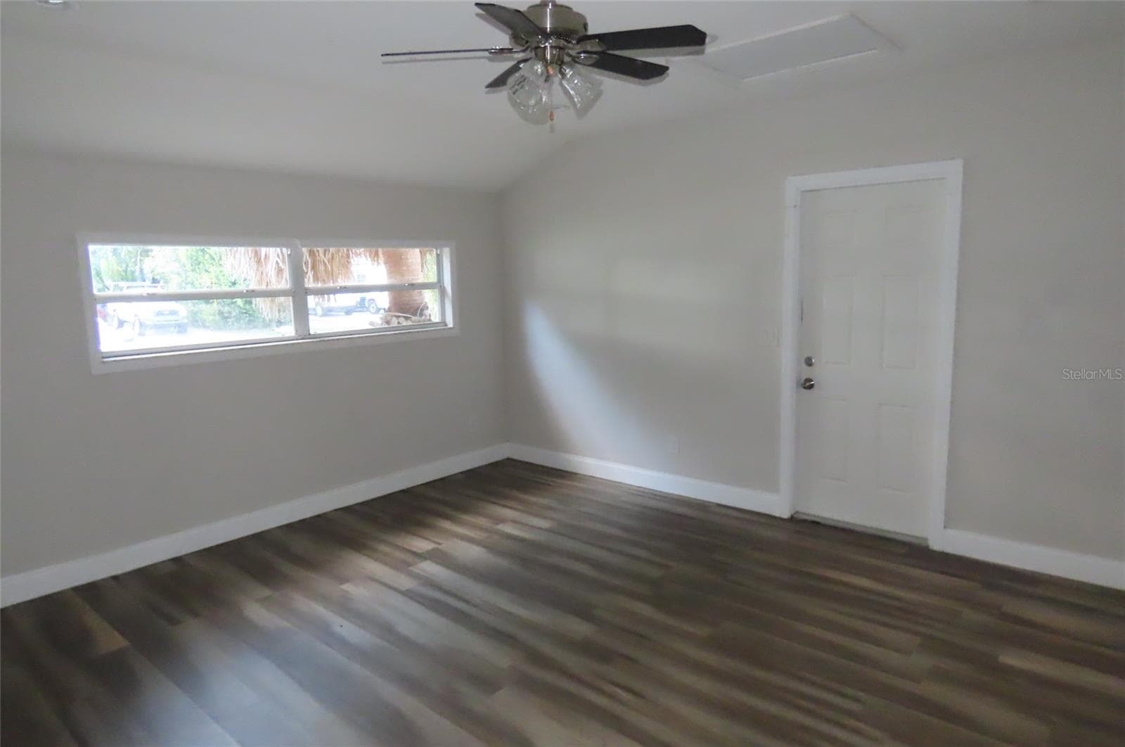 Single Family Residence at 101 N GLENWOOD AVE, CLEARWATER, photo 11 of 21