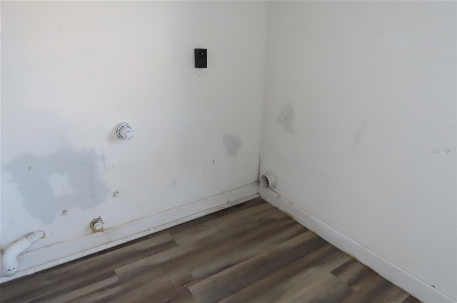 Single Family Residence at 101 N GLENWOOD AVE, CLEARWATER, photo 17 of 21