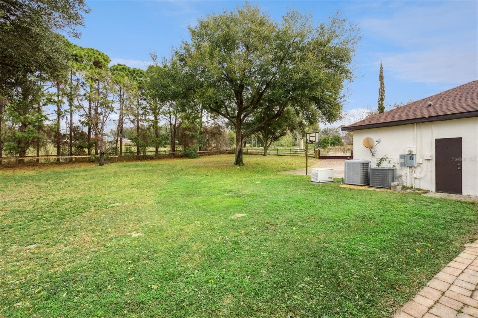 Single Family Residence at 19949 S BUCKHILL RD, CLERMONT, photo 44 of 66