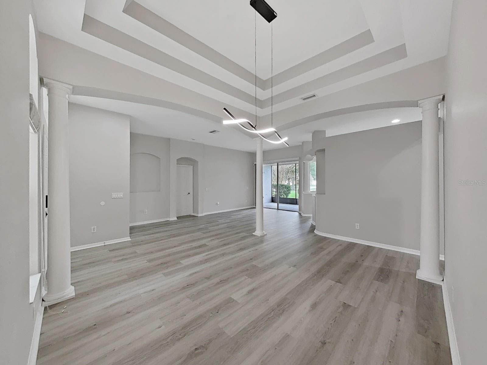 dining - 9310 MANGROVE CT, TAMPA
