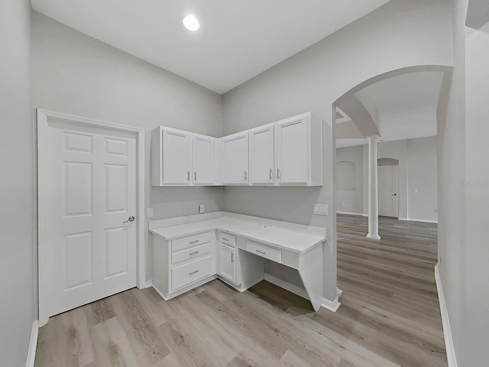 desk next to the kitchen - 9310 MANGROVE CT, TAMPA