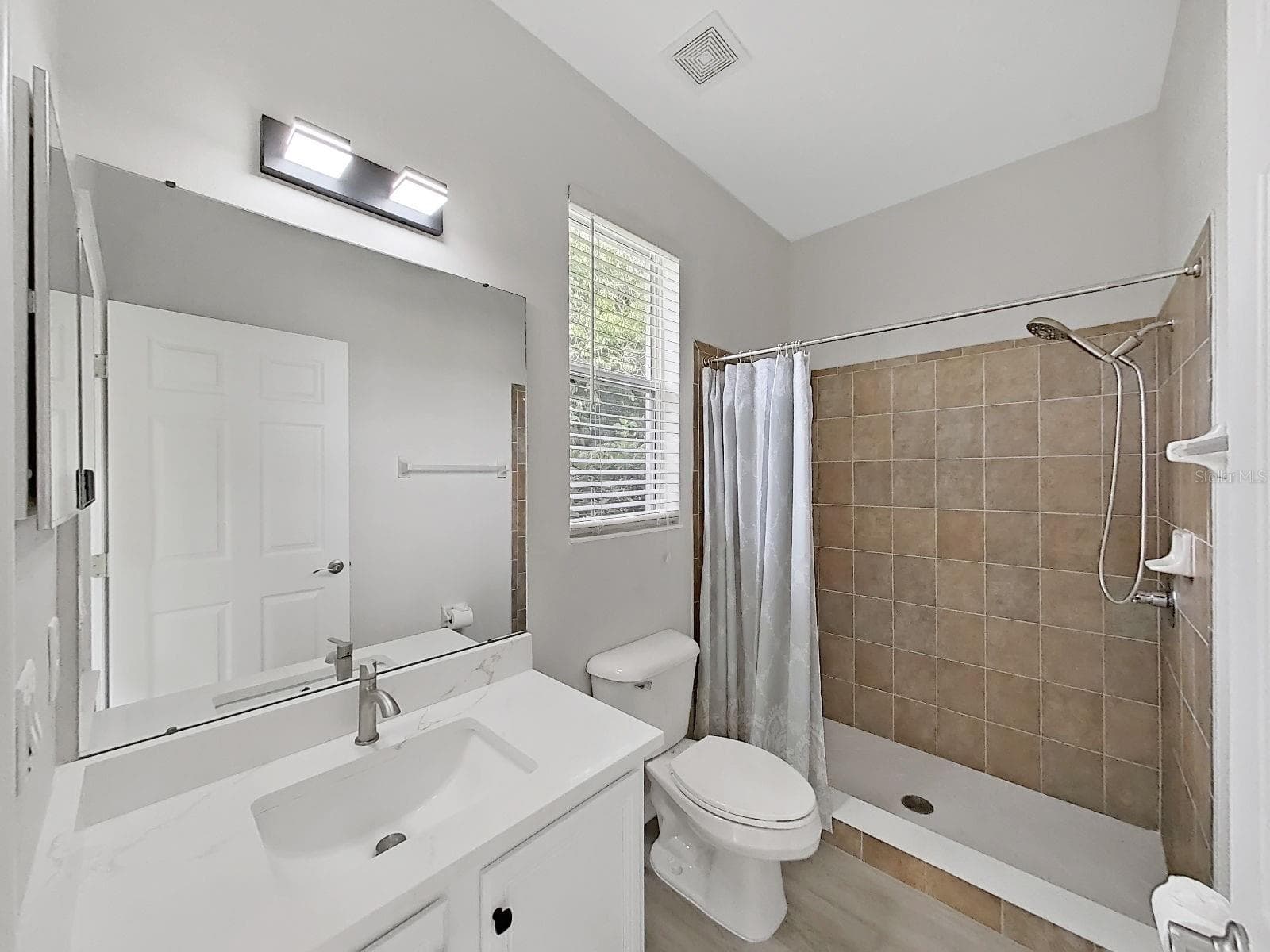 bath 2 - 9310 MANGROVE CT, TAMPA