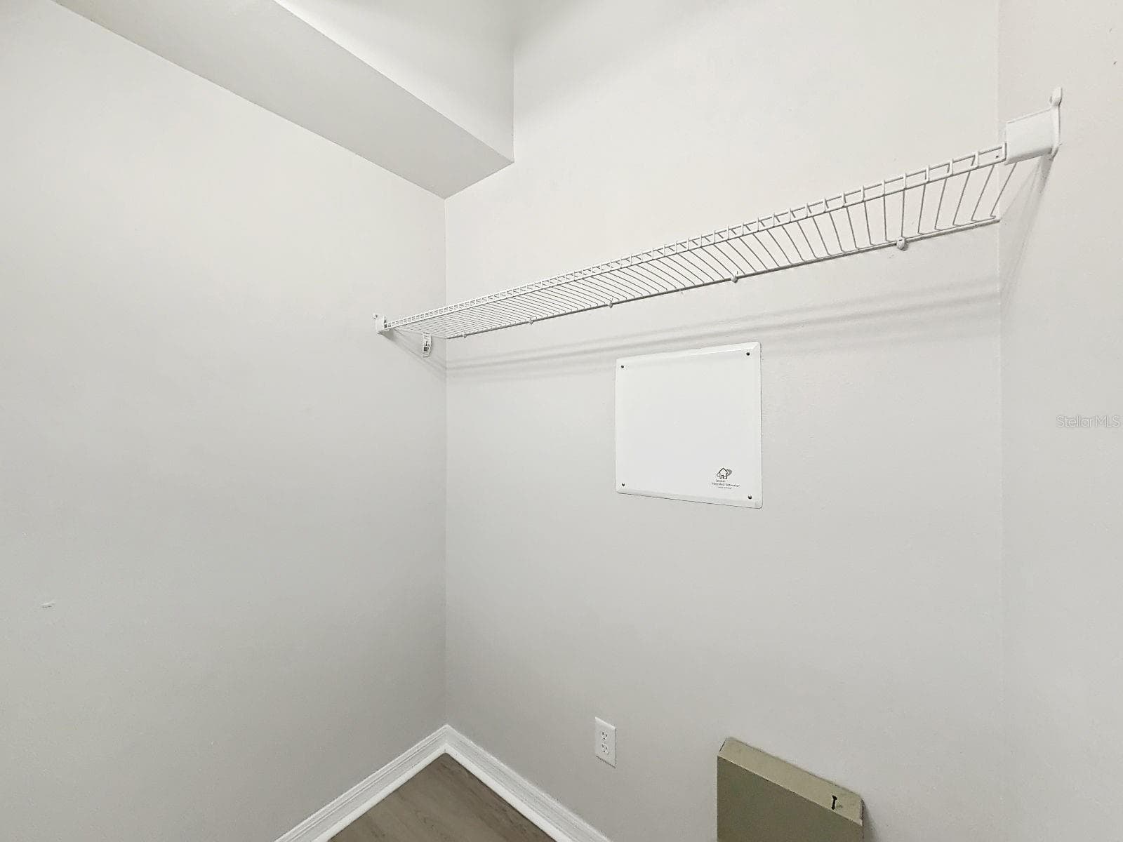 closet - 9310 MANGROVE CT, TAMPA