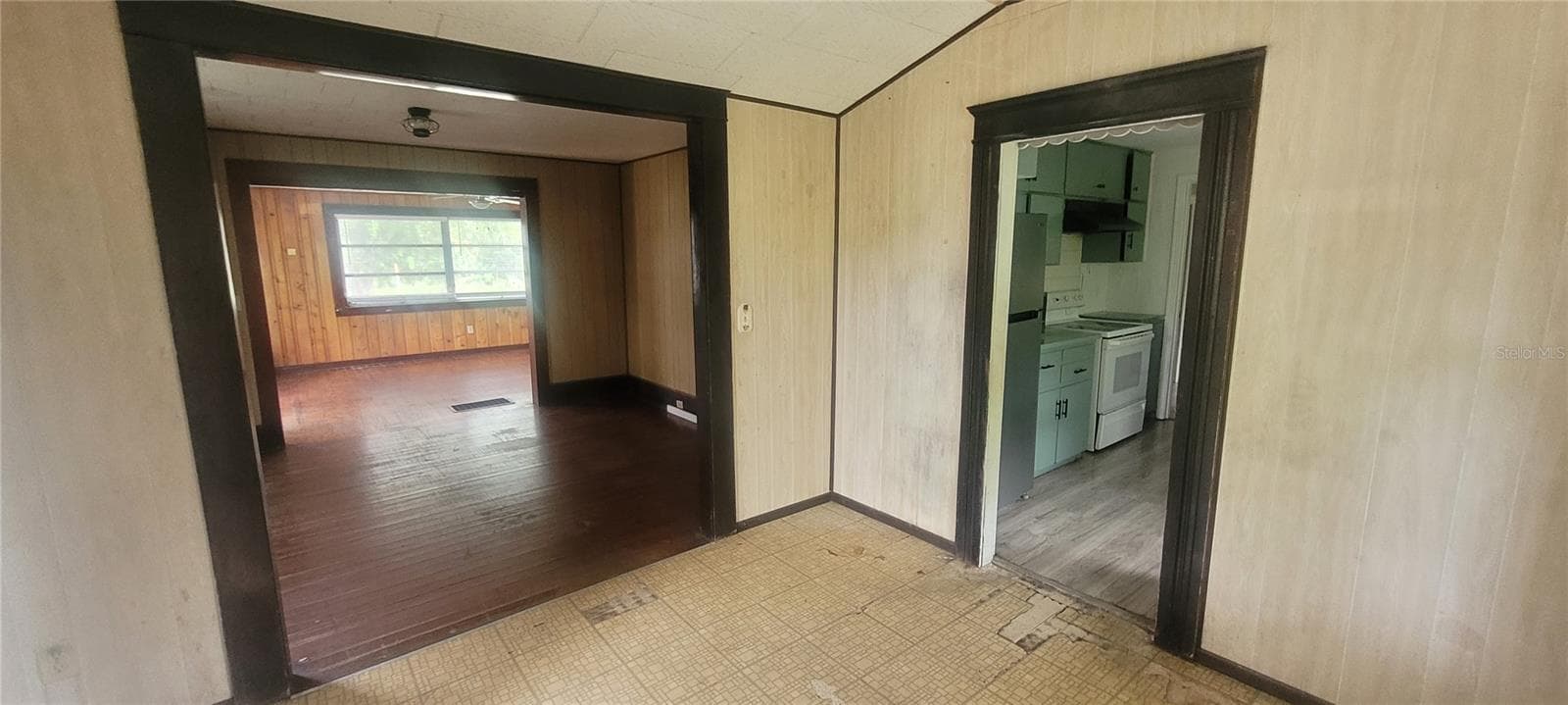 Single Family Residence at 906 E GIBSON ST, ARCADIA, photo 9 of 22