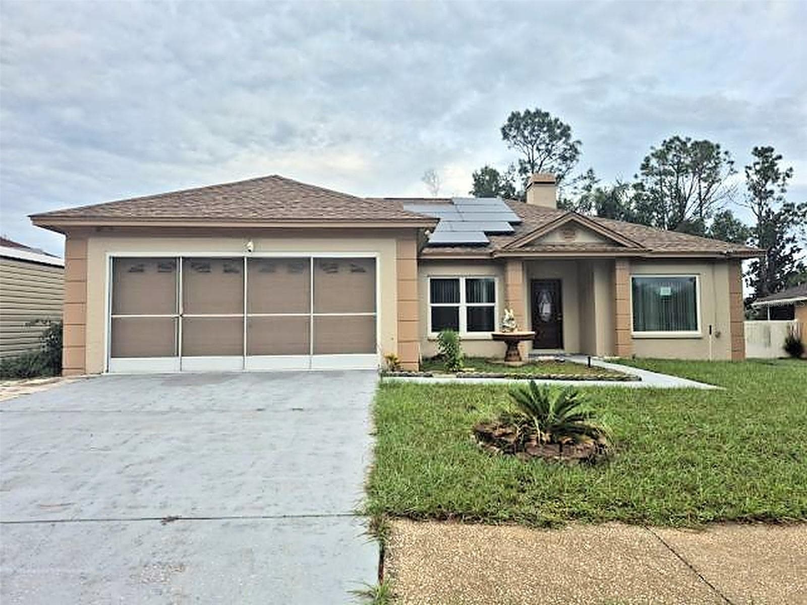 902 GREENBELT CIR
