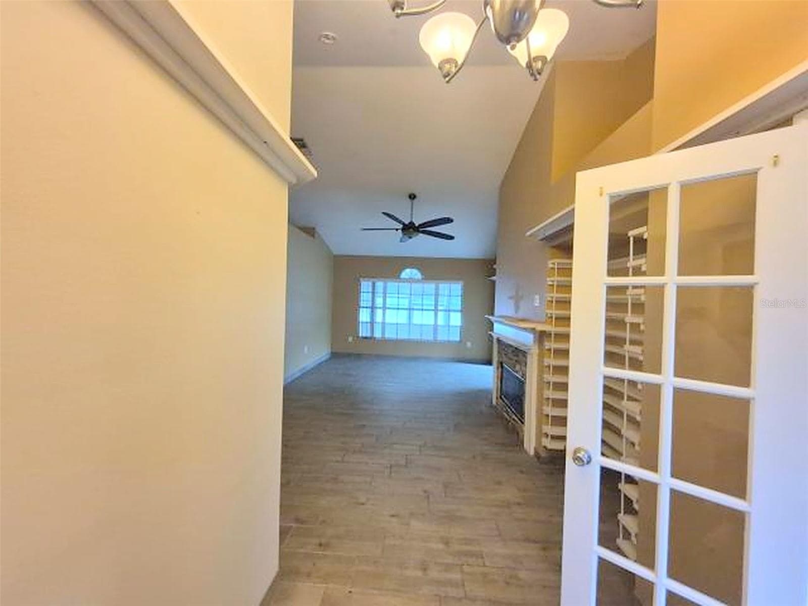 Single Family Residence at 902 GREENBELT CIR, BRANDON, photo 5 of 68