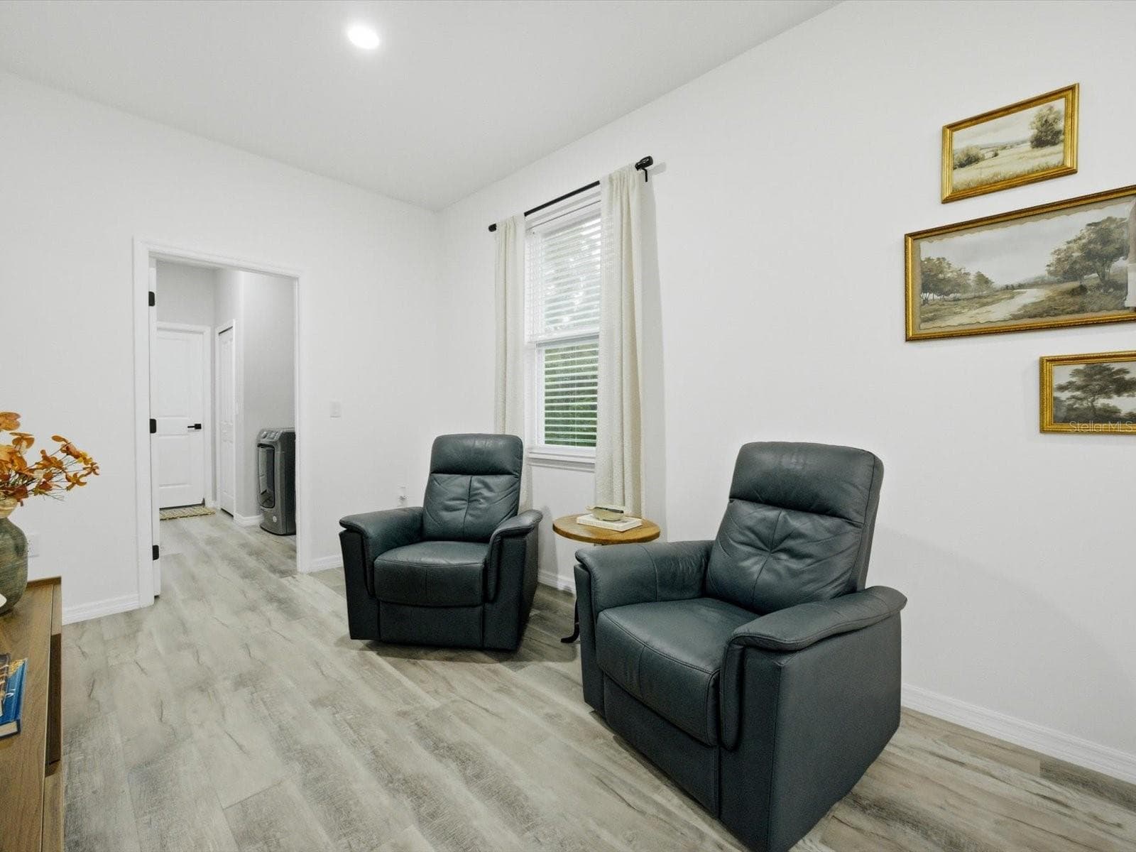 Single Family Residence at 820 PECAN AVE, SANFORD, photo 8 of 43