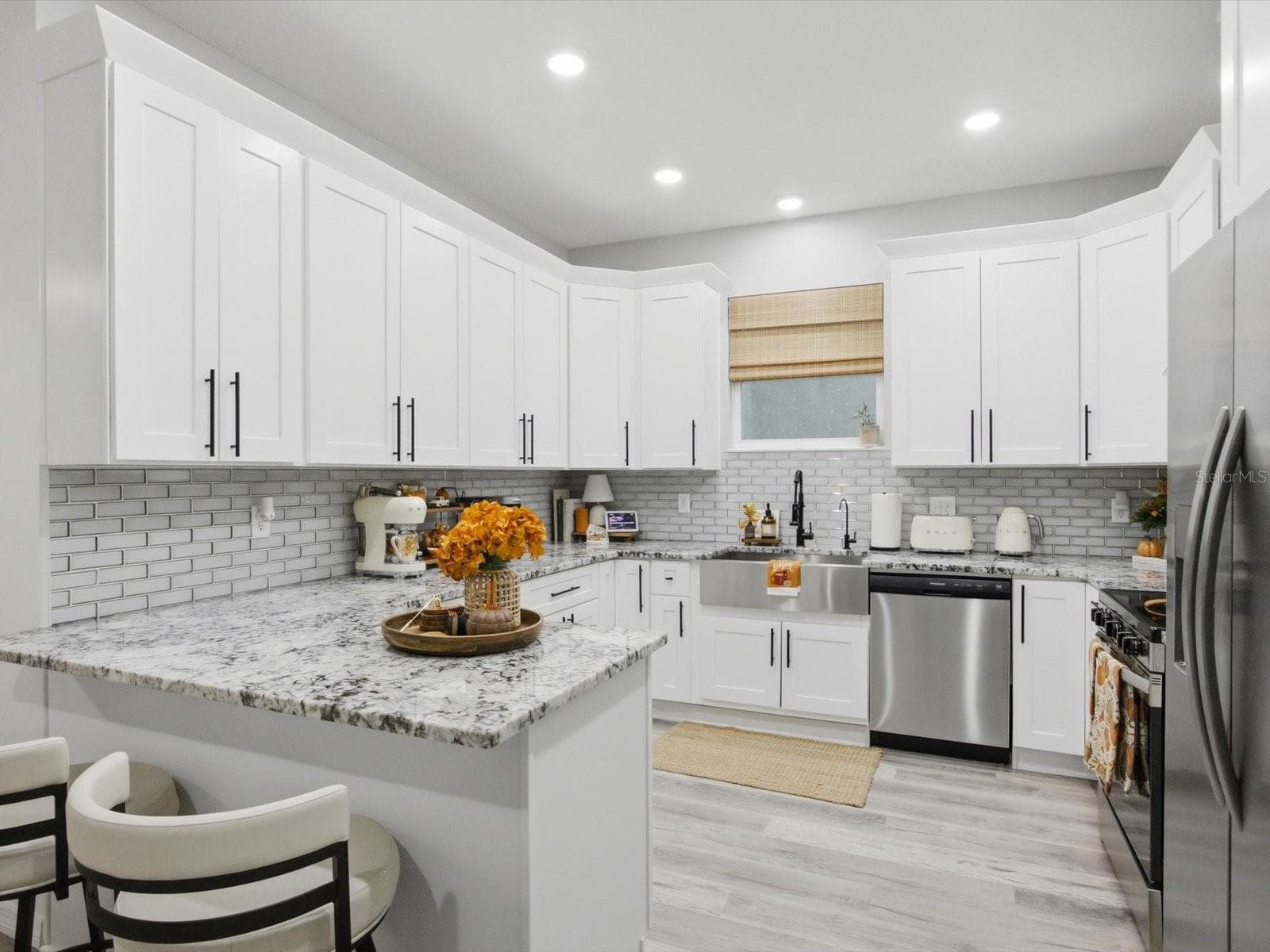 Single Family Residence at 820 PECAN AVE, SANFORD, photo 12 of 43