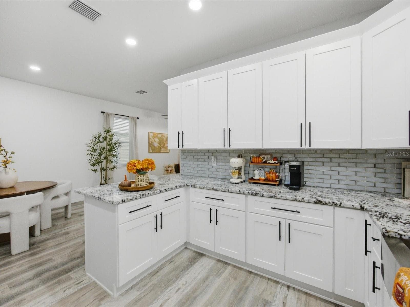 Single Family Residence at 820 PECAN AVE, SANFORD, photo 14 of 43