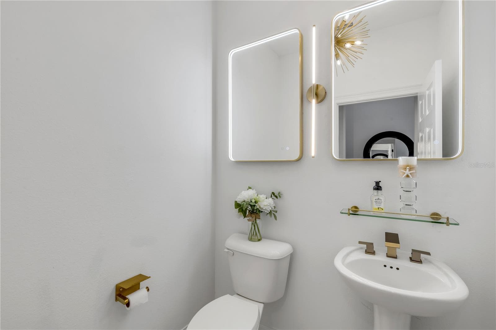 Guest Half Bath - 189 ASPEN WAY, PALM COAST