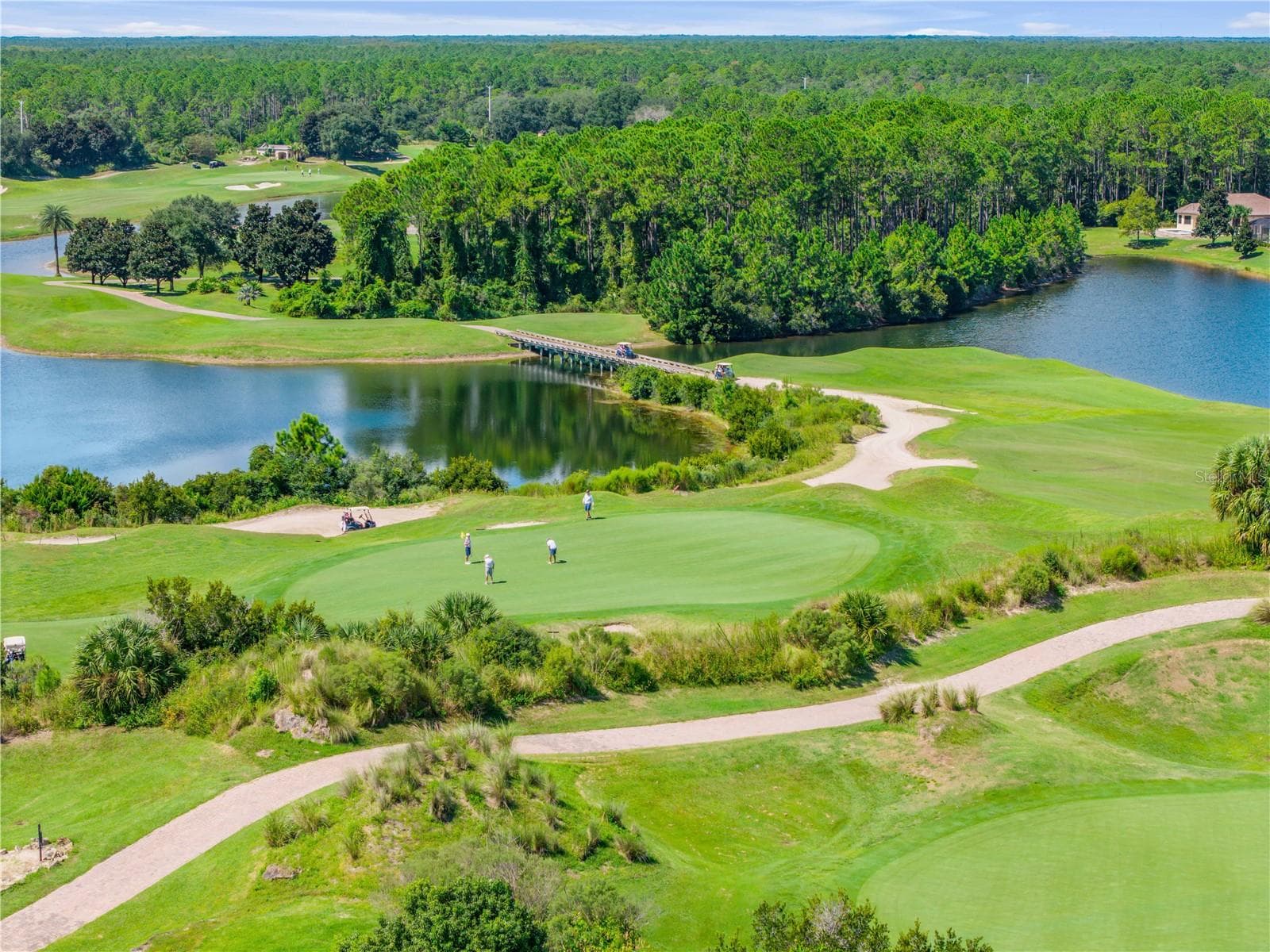 Putting green..... - 189 ASPEN WAY, PALM COAST