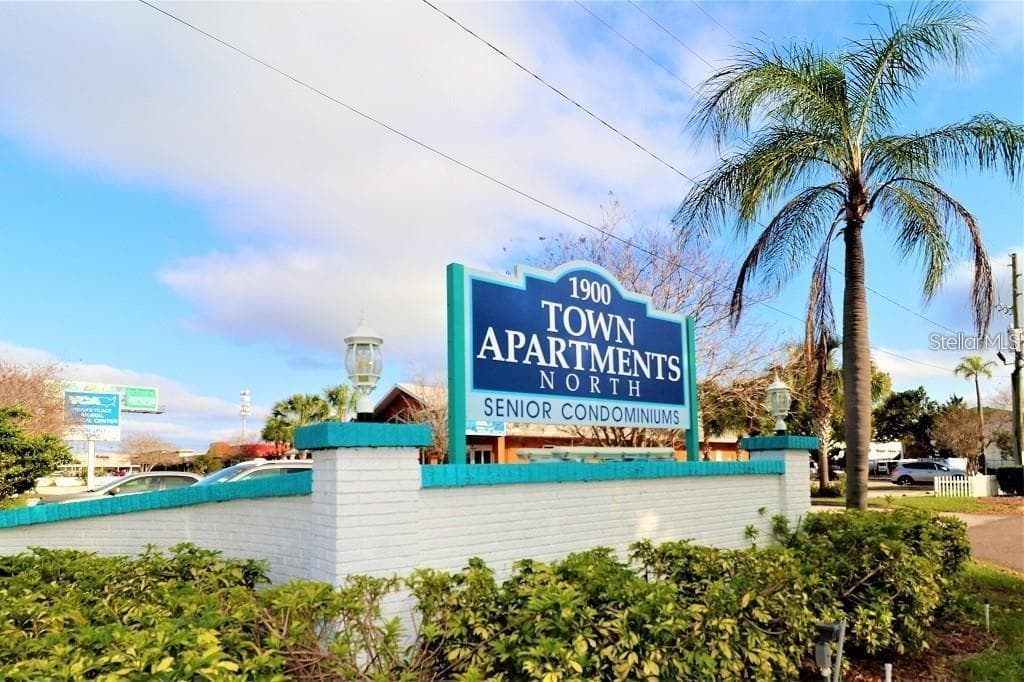 Entrance to the community - 5810 21ST ST N #15, ST PETERSBURG