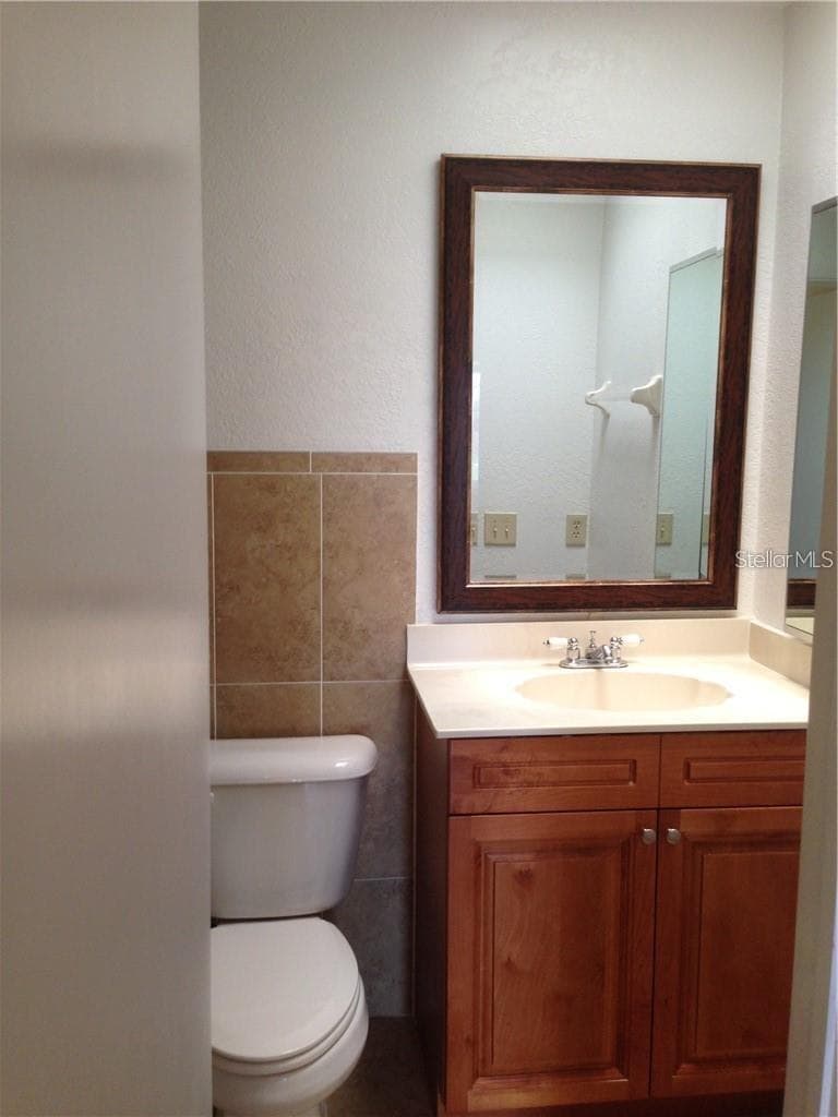 GUEST BATH VANITY - 23040 JUMPER AVE, PORT CHARLOTTE