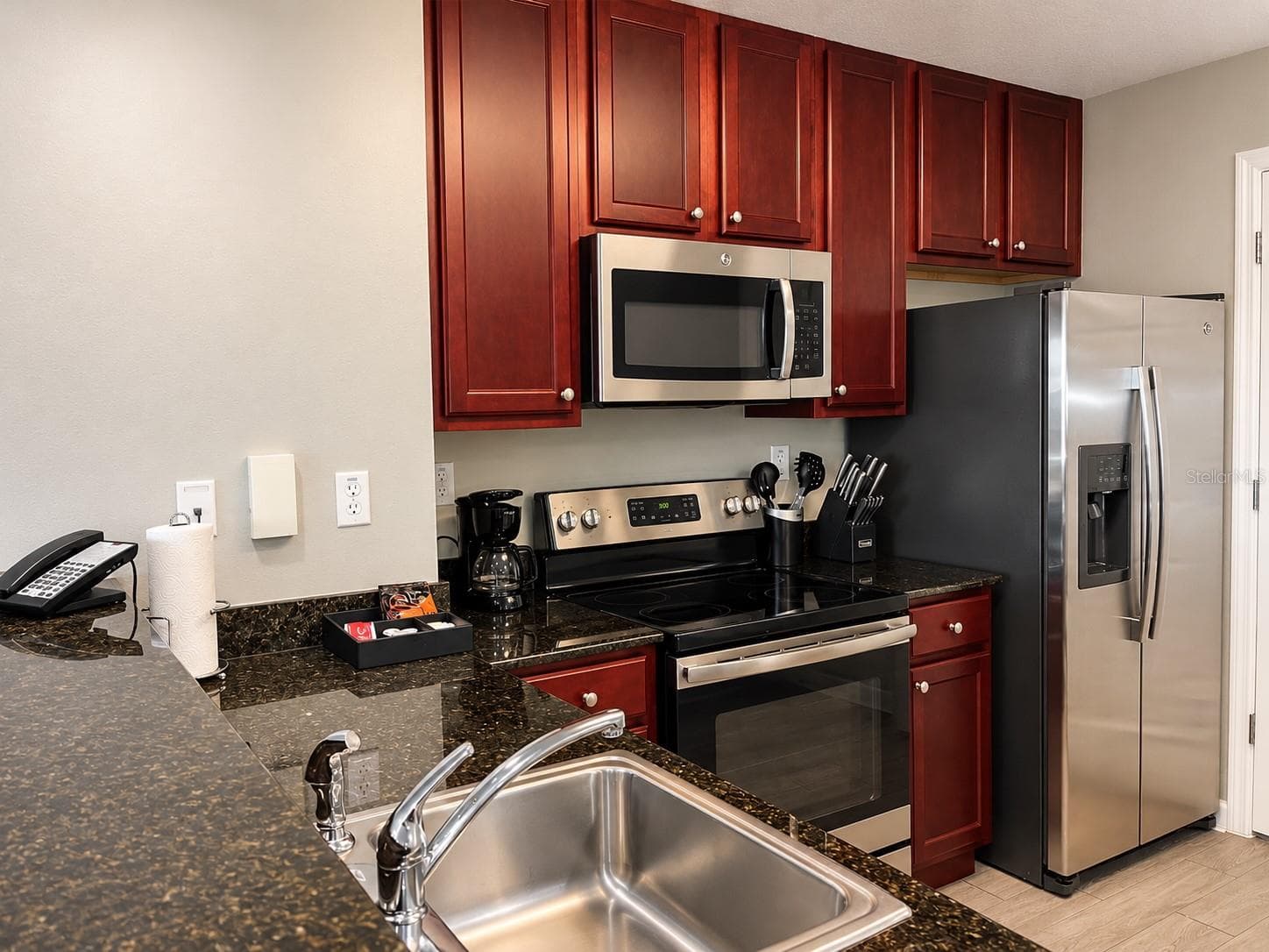 Condo - Hotel at 14501 GROVE RESORT #1723, WINTER GARDEN, photo 11 of 48
