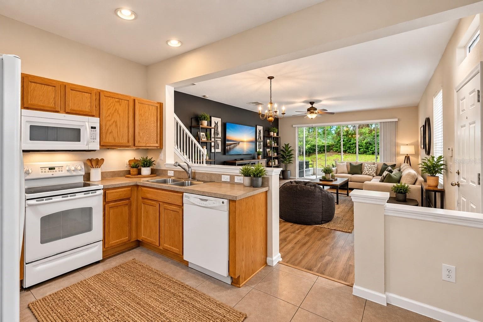 Single Family Residence at 4106 SW 54TH CIR, OCALA, photo 4 of 28