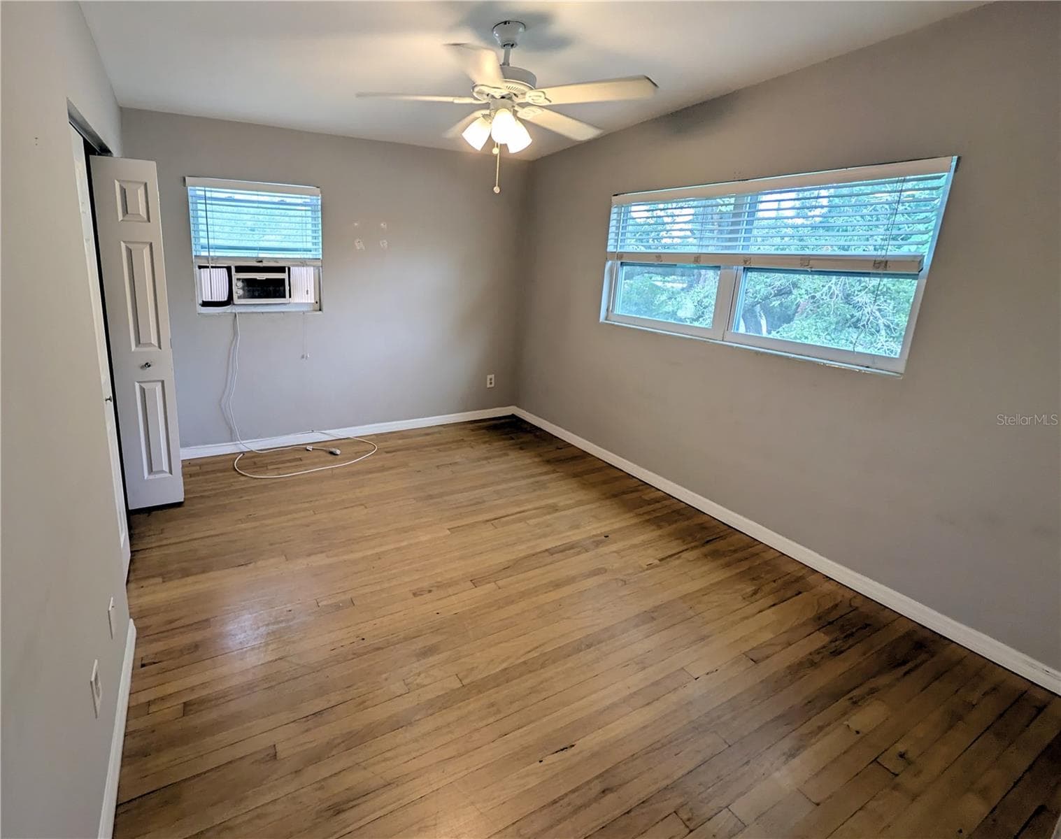 Single Family Residence at 1528 LEVERN ST, CLEARWATER, photo 21 of 39