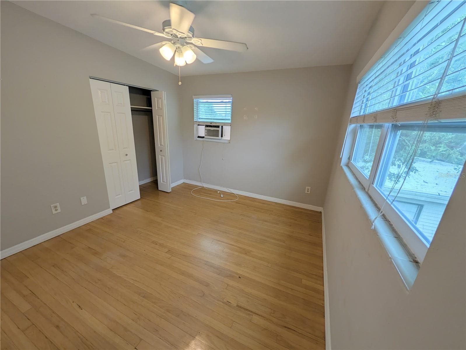 Single Family Residence at 1528 LEVERN ST, CLEARWATER, photo 22 of 39