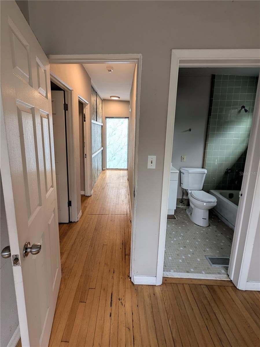 Single Family Residence at 1528 LEVERN ST, CLEARWATER, photo 28 of 39