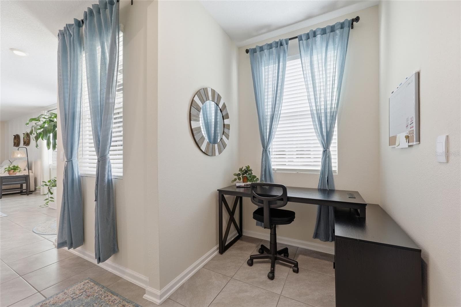 Drop Zone/ Office - 338 REDBUD RD, PALM COAST