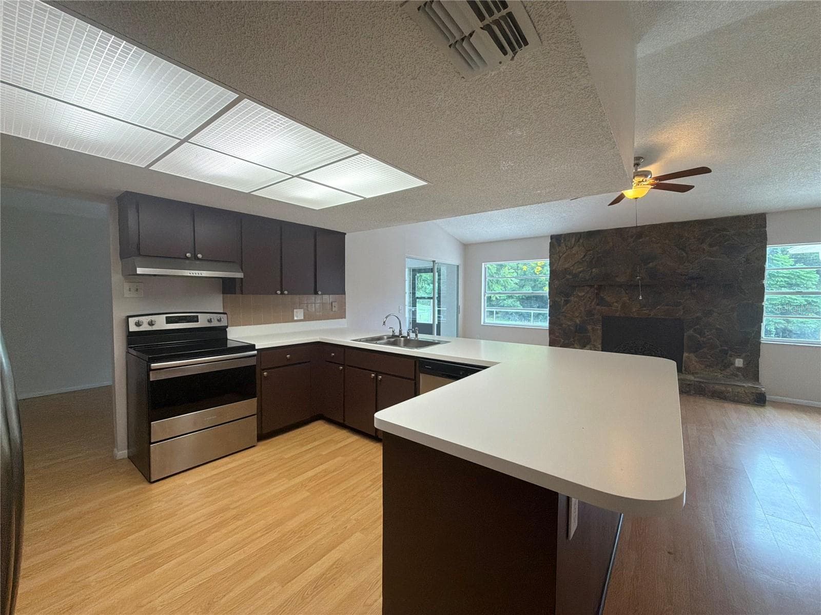 Single Family Residence at 12054 JOE HERRMANN DR, SAN ANTONIO, photo 8 of 31