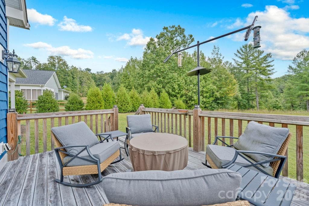 Single Family Residence at 1115 King George Court, Lenoir, photo 34 of 40