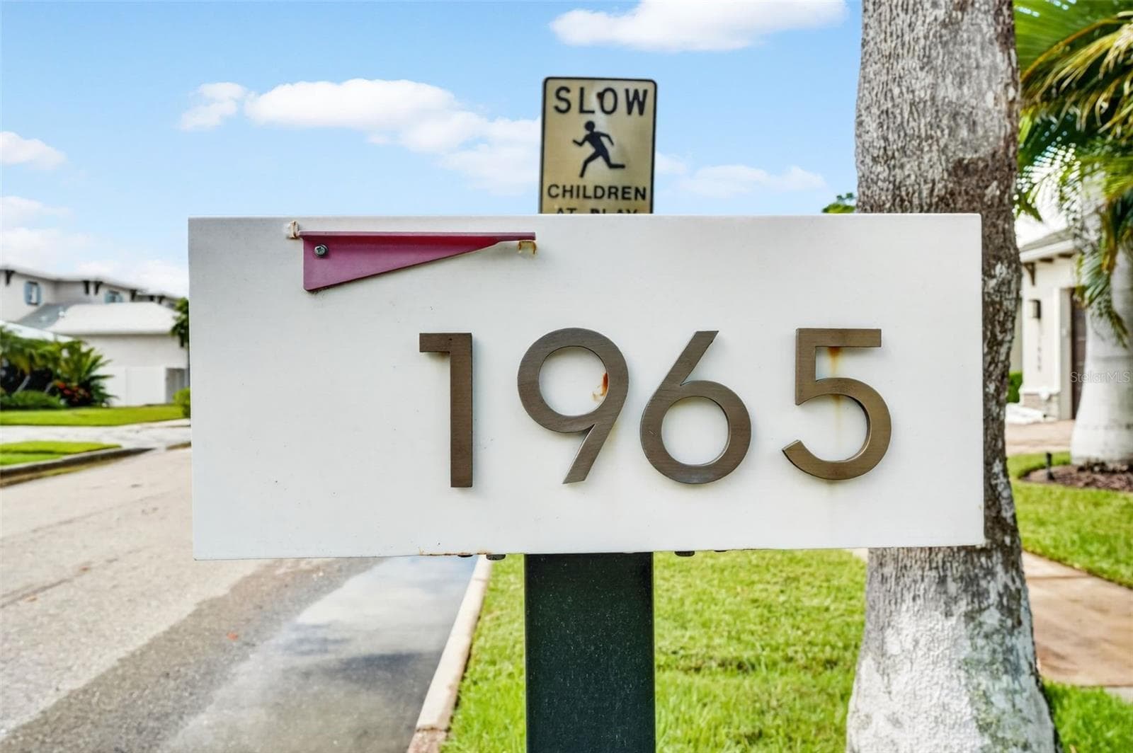 Single Family Residence at 1965 HIBISCUS ST, SARASOTA, photo 7 of 64