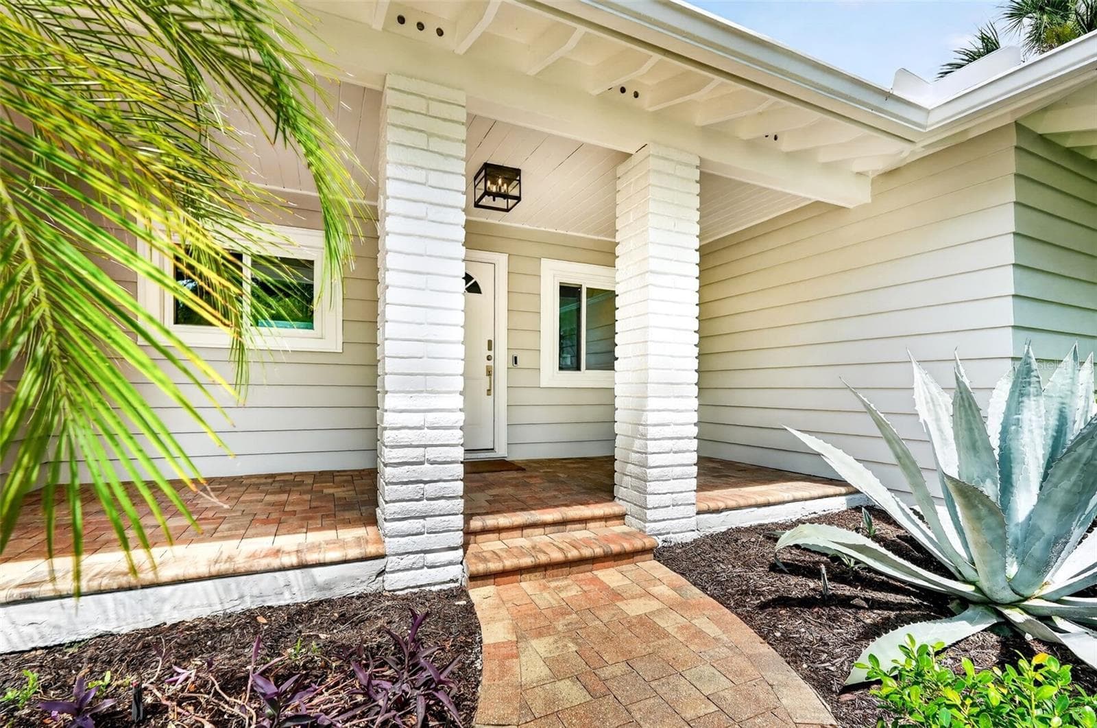 Single Family Residence at 1965 HIBISCUS ST, SARASOTA, photo 8 of 64