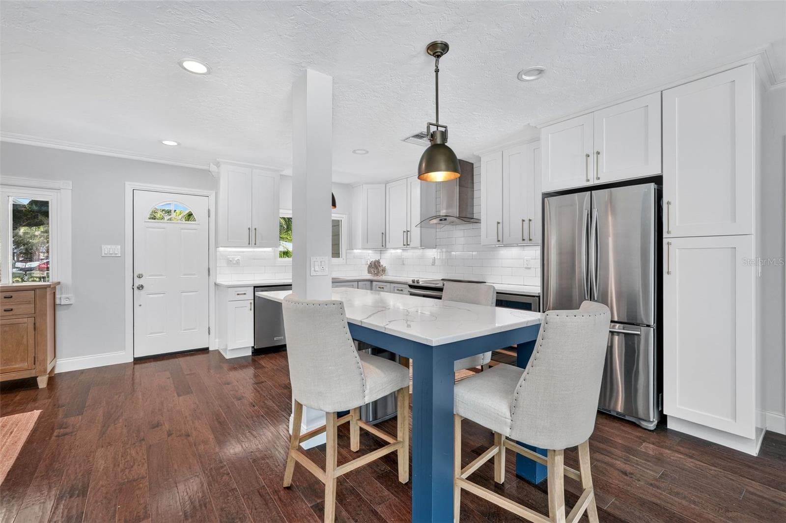 Single Family Residence at 1965 HIBISCUS ST, SARASOTA, photo 11 of 64