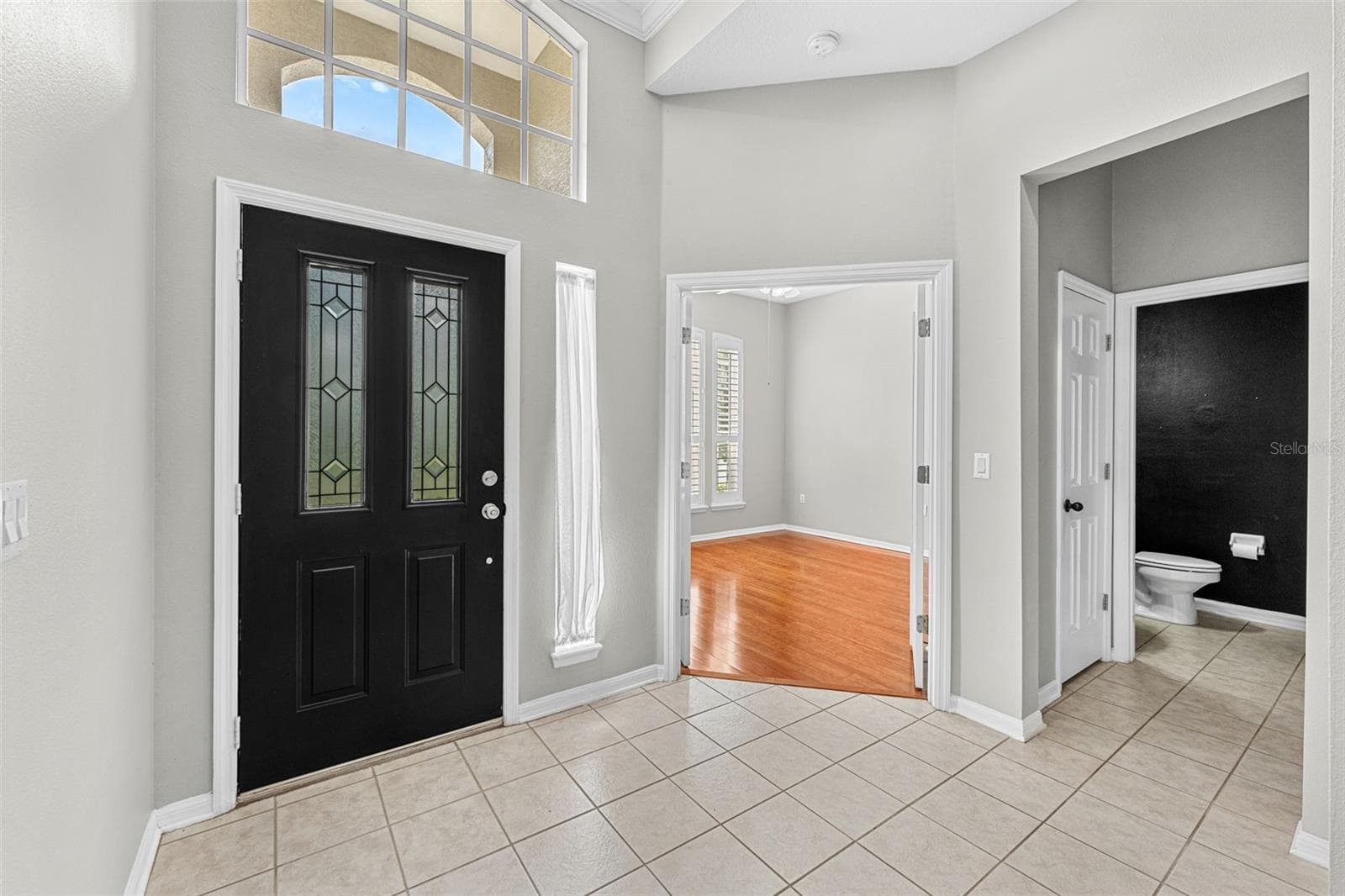 Single Family Residence at 10891 PIPING ROCK CIR, ORLANDO, photo 4 of 45