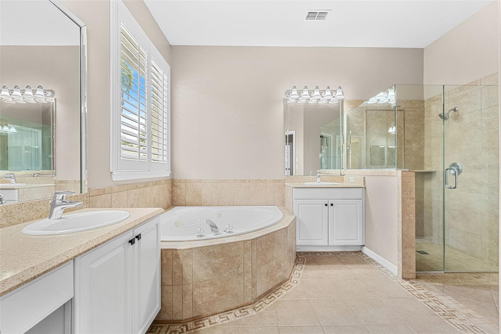 Single Family Residence at 10891 PIPING ROCK CIR, ORLANDO, photo 32 of 45
