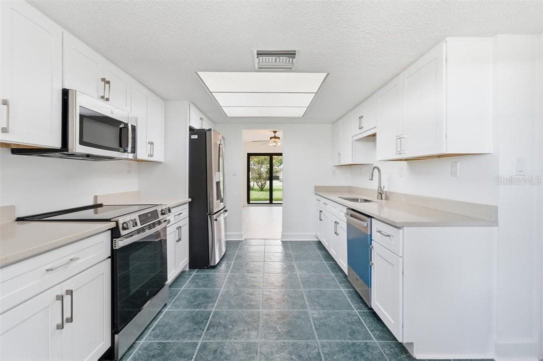 Condominium at 11555 W Bayshore DR #112, CRYSTALRIVER FL 34429, Crystal River, photo 10 of 49