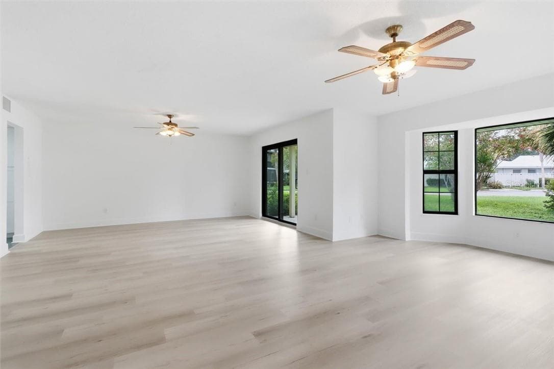 Condominium at 11555 W Bayshore DR #112, CRYSTALRIVER FL 34429, Crystal River, photo 14 of 49