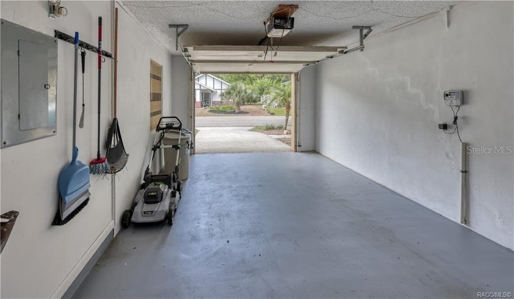 Single Family Residence at 85 Golfview DR, HOMOSASSA FL 34446, Homosassa, photo 18 of 19