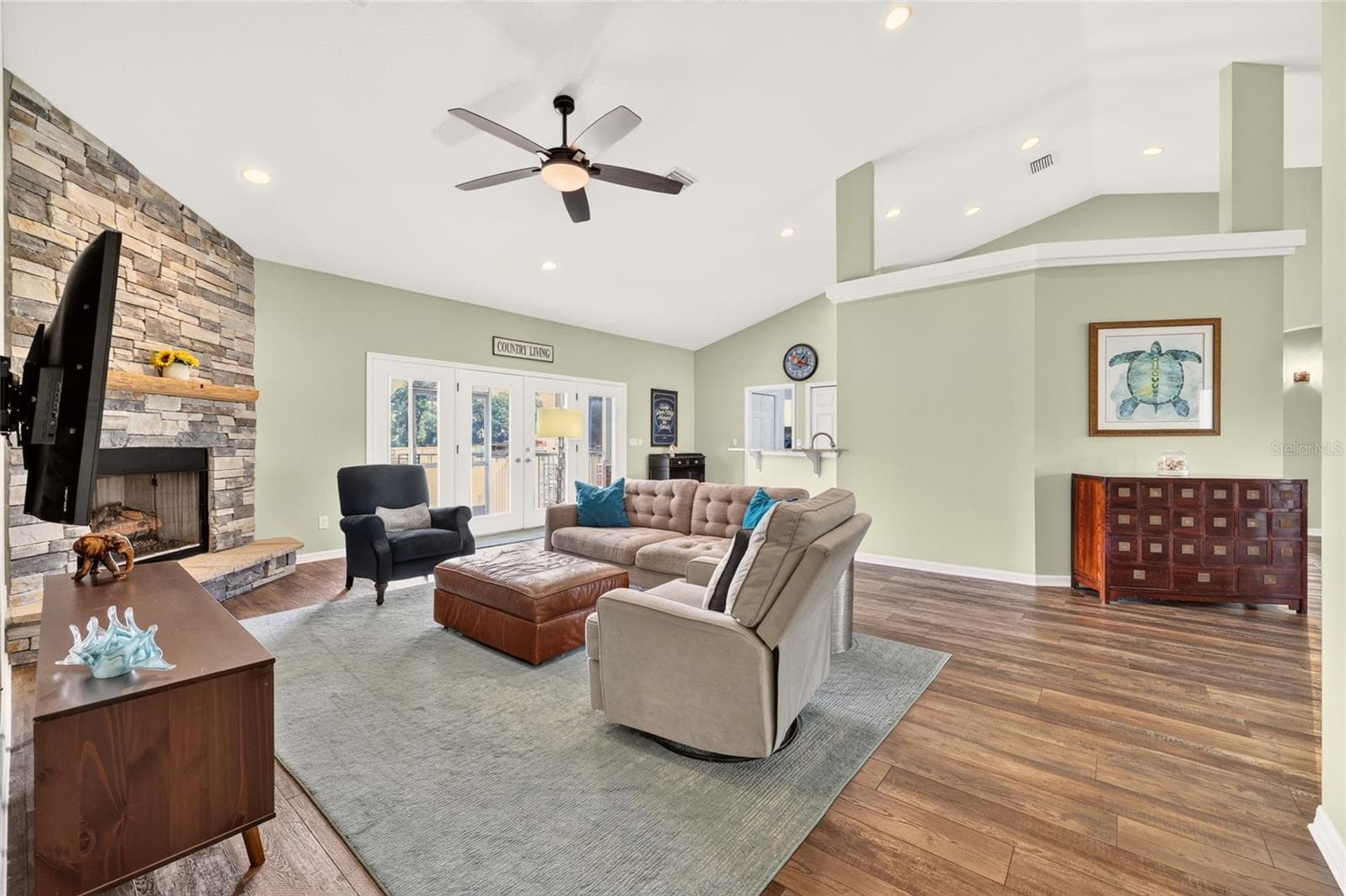 Luxury Vinyl Plank Flooring throughout the home. - 2556 NE 120TH ST, ANTHONY