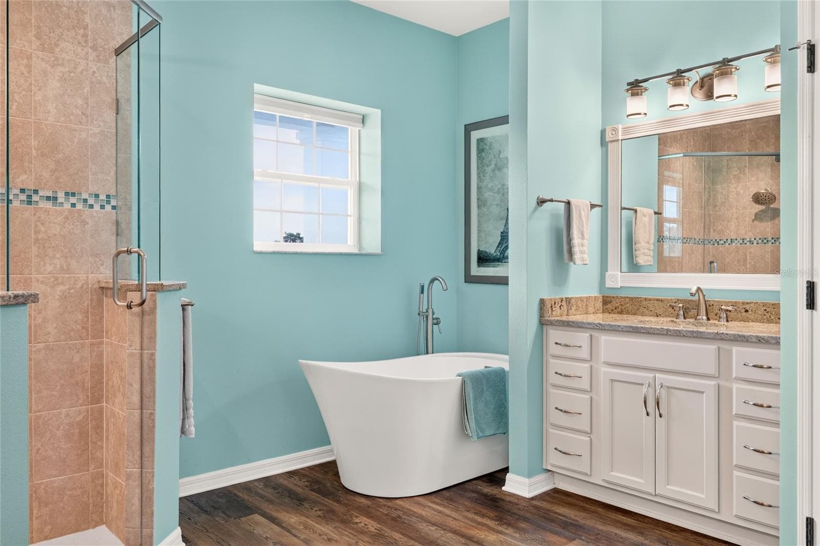 Enjoy the New Soaking Tub. - 2556 NE 120TH ST, ANTHONY