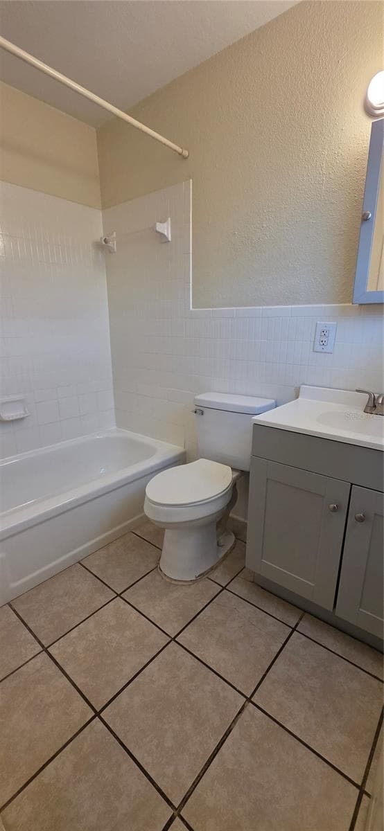 Bathroom - 131 AVENUE B NE, WINTER HAVEN