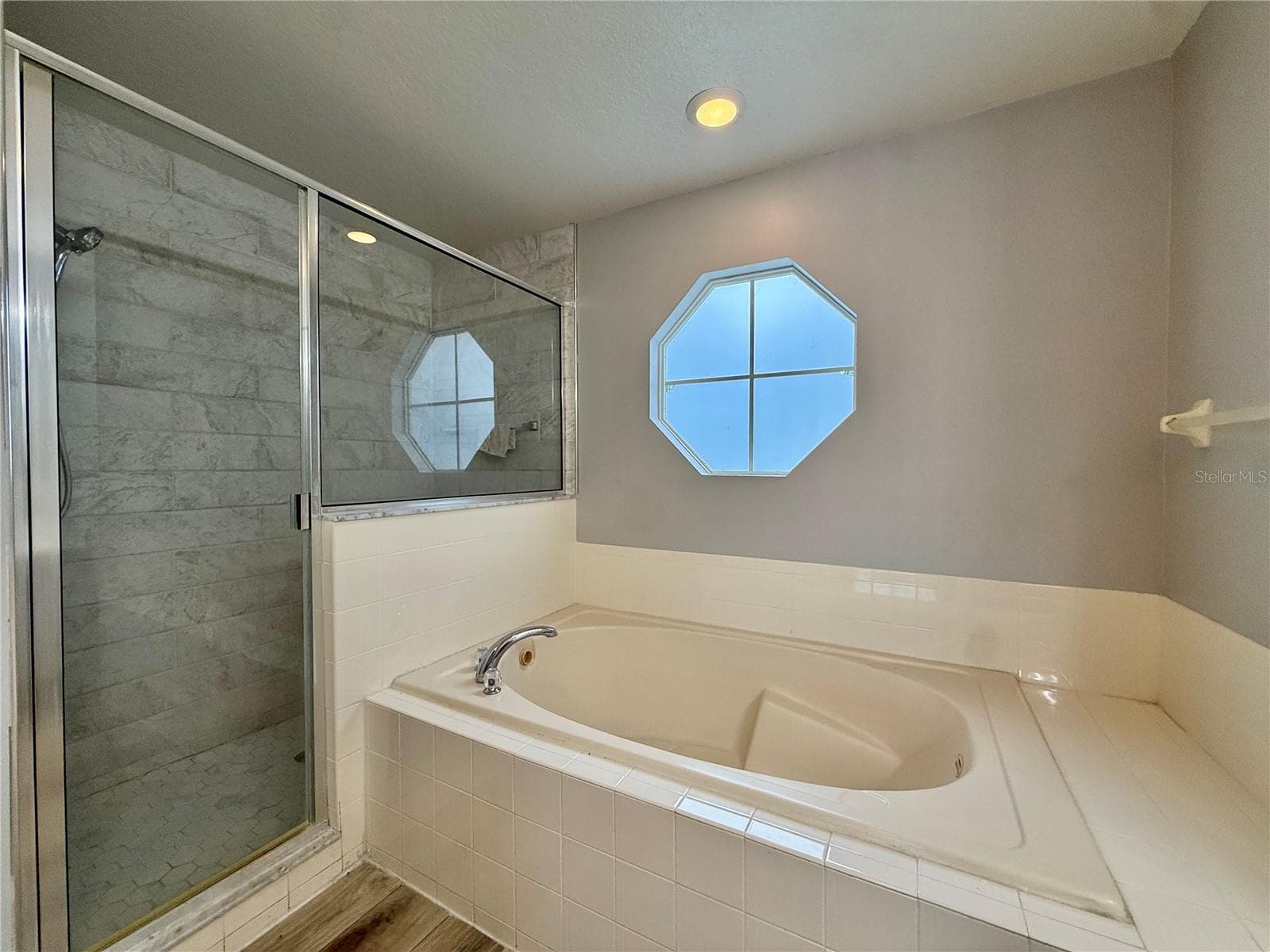 Single Family Residence at 677 ELBRIDGE DR, KISSIMMEE, photo 16 of 29
