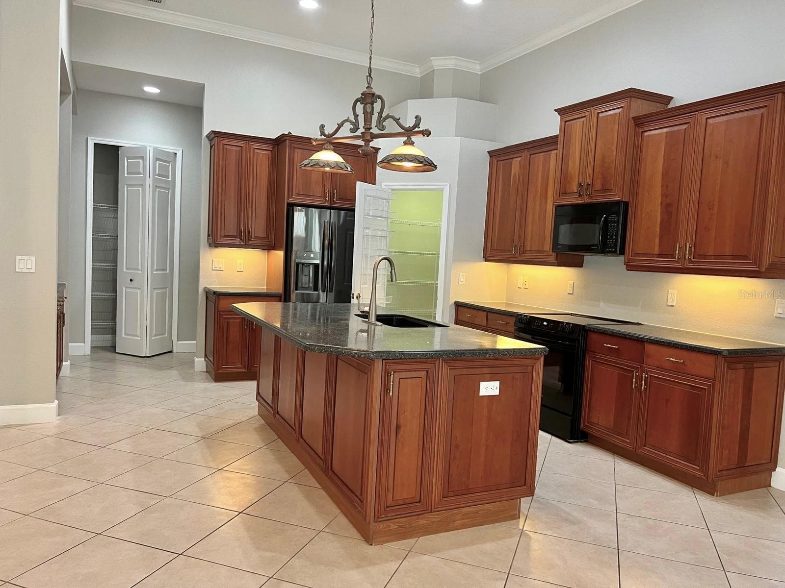 Single Family Residence at 971 STONE LAKE DR, ORMOND BEACH, photo 5 of 34