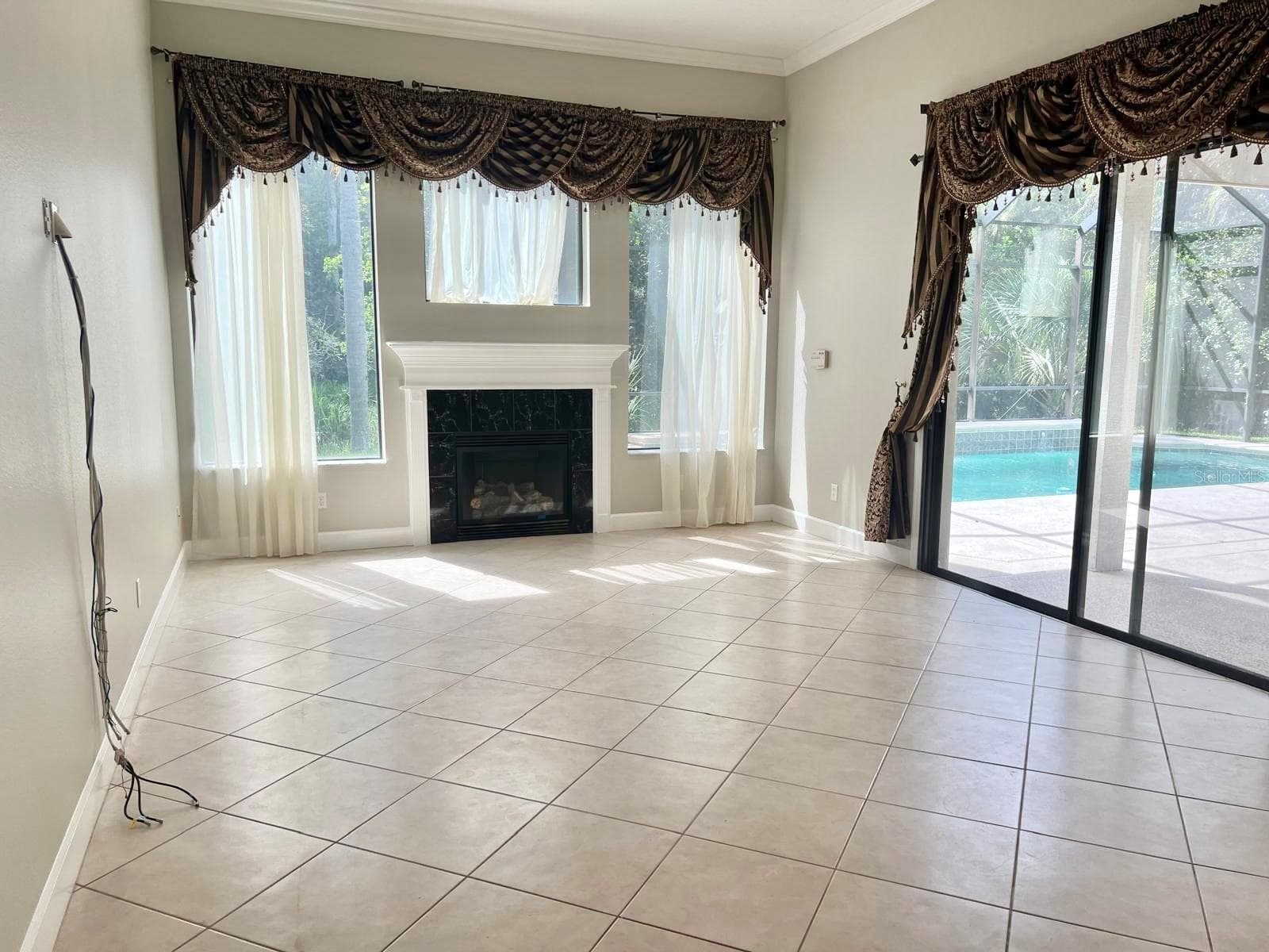 Single Family Residence at 971 STONE LAKE DR, ORMOND BEACH, photo 11 of 34
