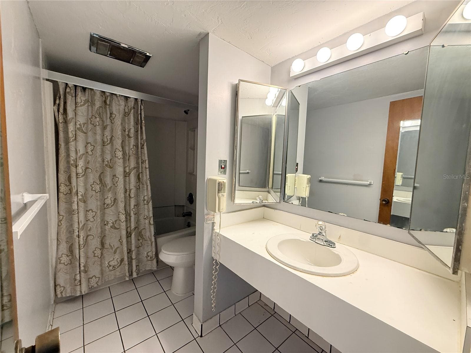Single Family Residence at 5006 SHERWOOD LN #3915-6, HAINES CITY, photo 12 of 14