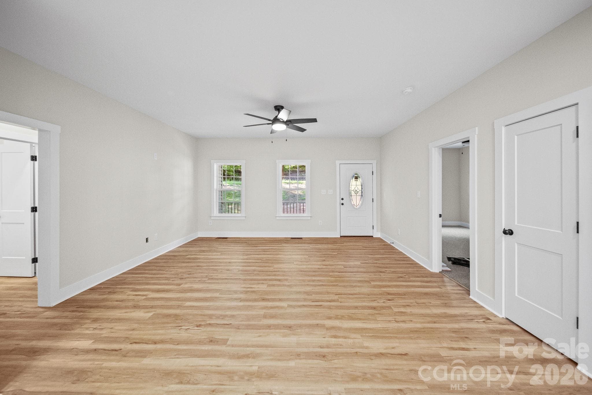 Single Family Residence at 1635 Rollingwood Drive, Kannapolis, photo 10 of 18