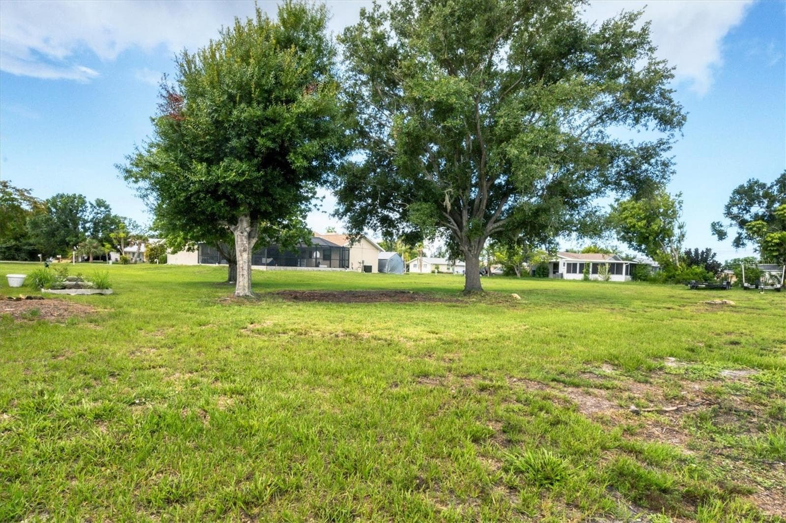 Single Family Residence at 660 GILLESPIE ST, ENGLEWOOD, photo 36 of 38