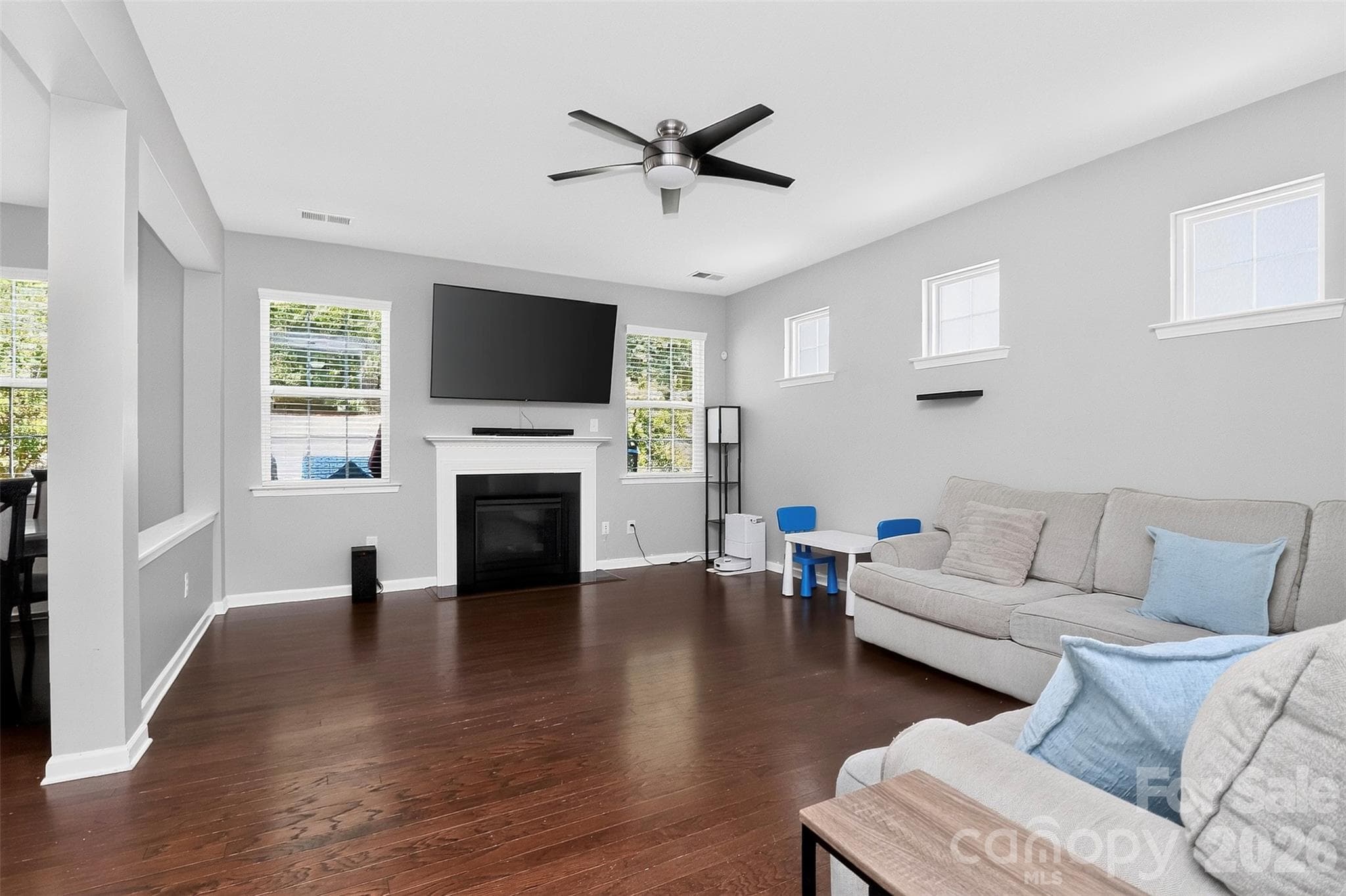 Living room with fireplace - 78066 Rillstone Drive, Lancaster