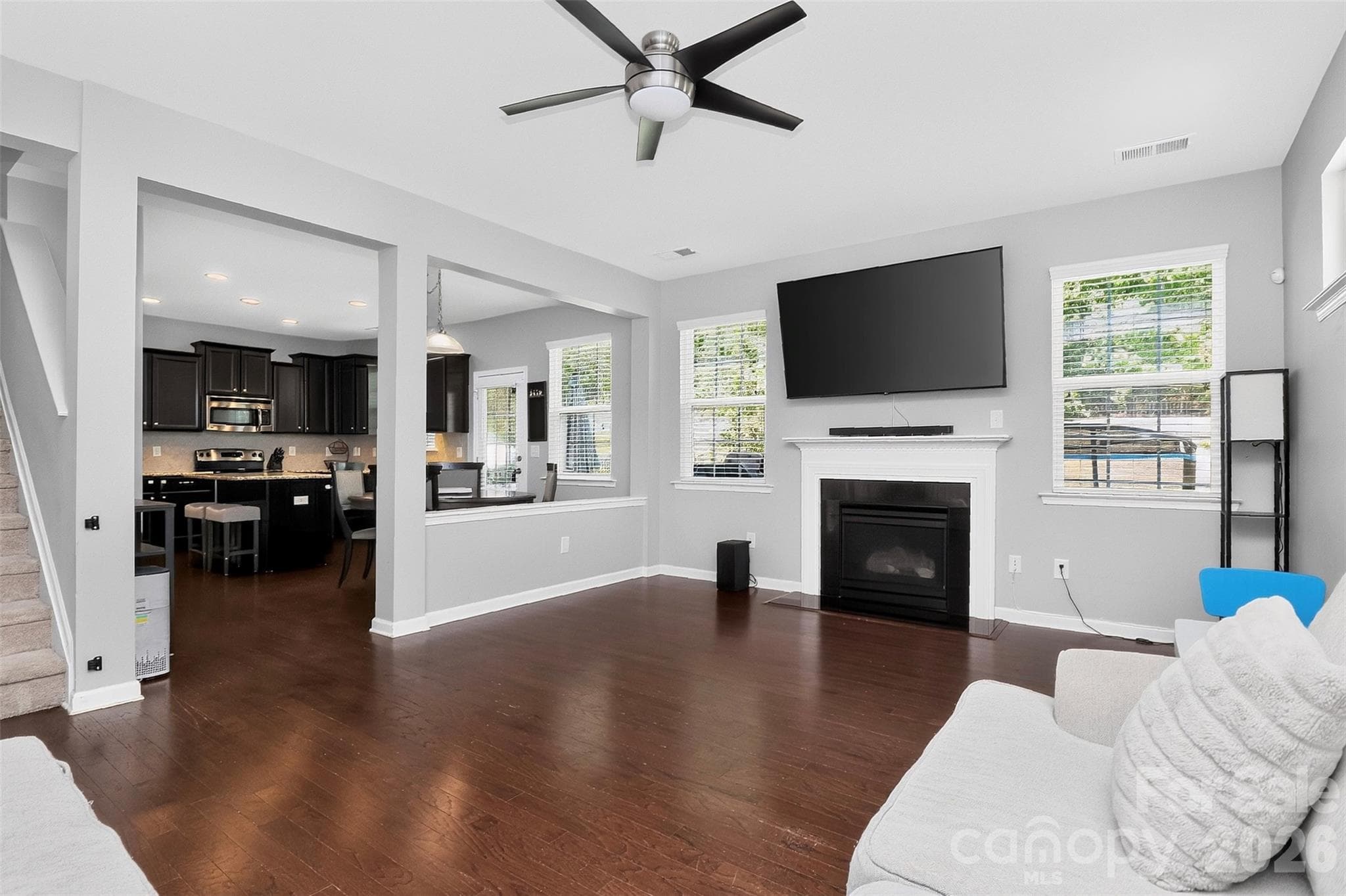 Single Family Residence at 78066 Rillstone Drive, Lancaster, photo 12 of 42