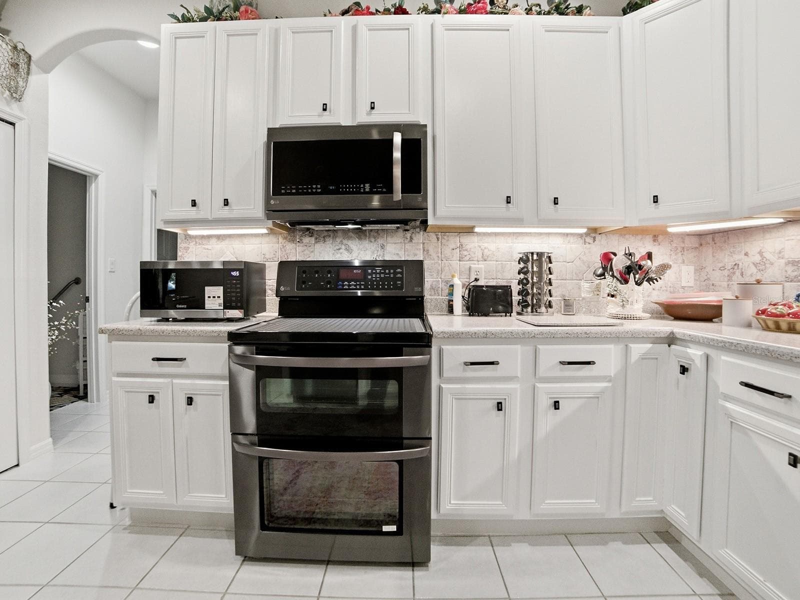 Single Family Residence at 3606 MULBERRY GROVE LOOP, LEESBURG, photo 10 of 52
