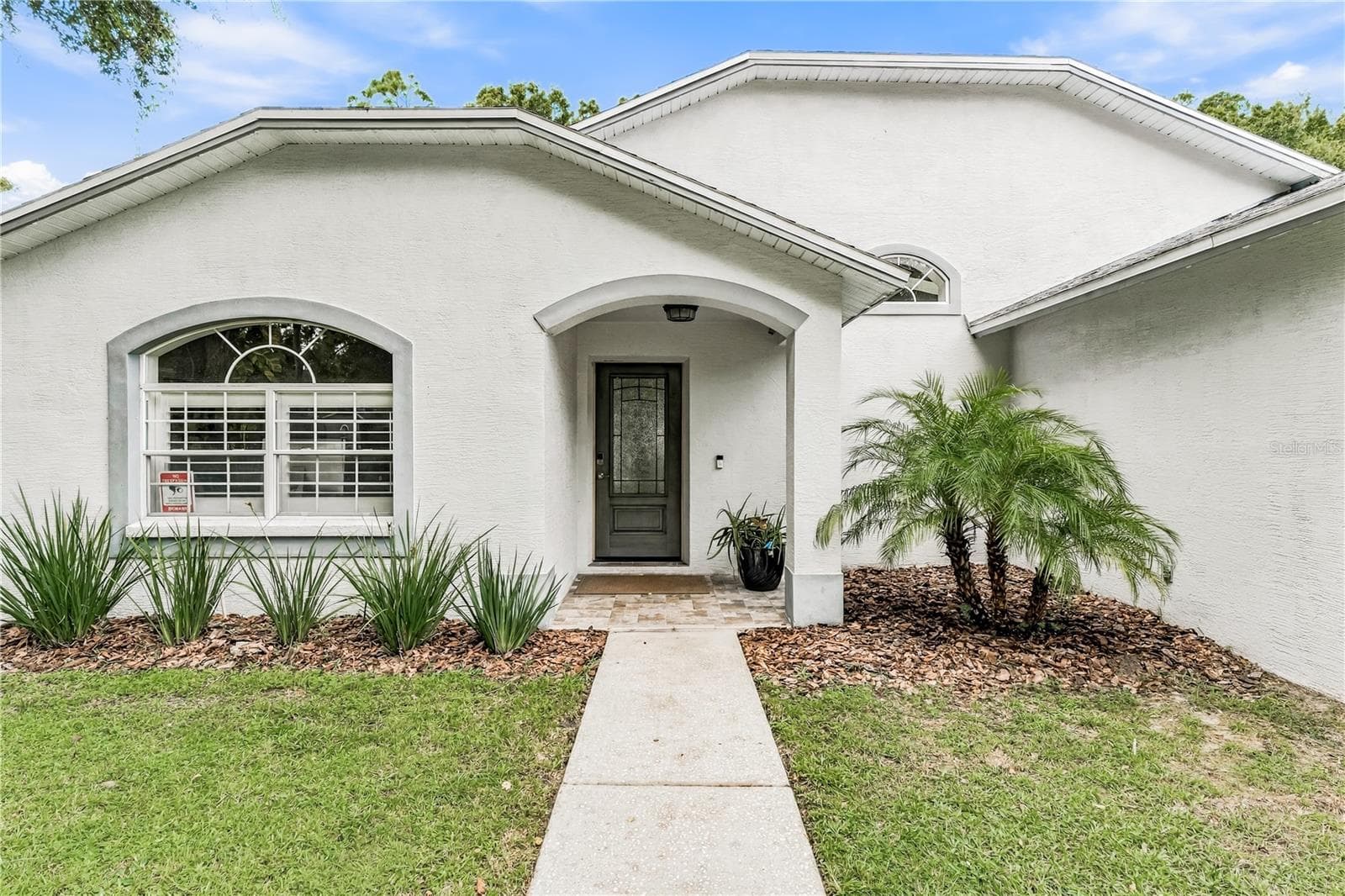 Single Family Residence at 14860 SUGAR CANE WAY, CLEARWATER, photo 4 of 42