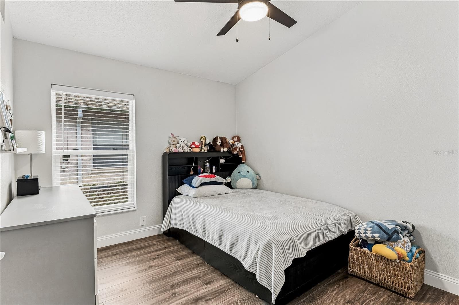 Single Family Residence at 14860 SUGAR CANE WAY, CLEARWATER, photo 26 of 42